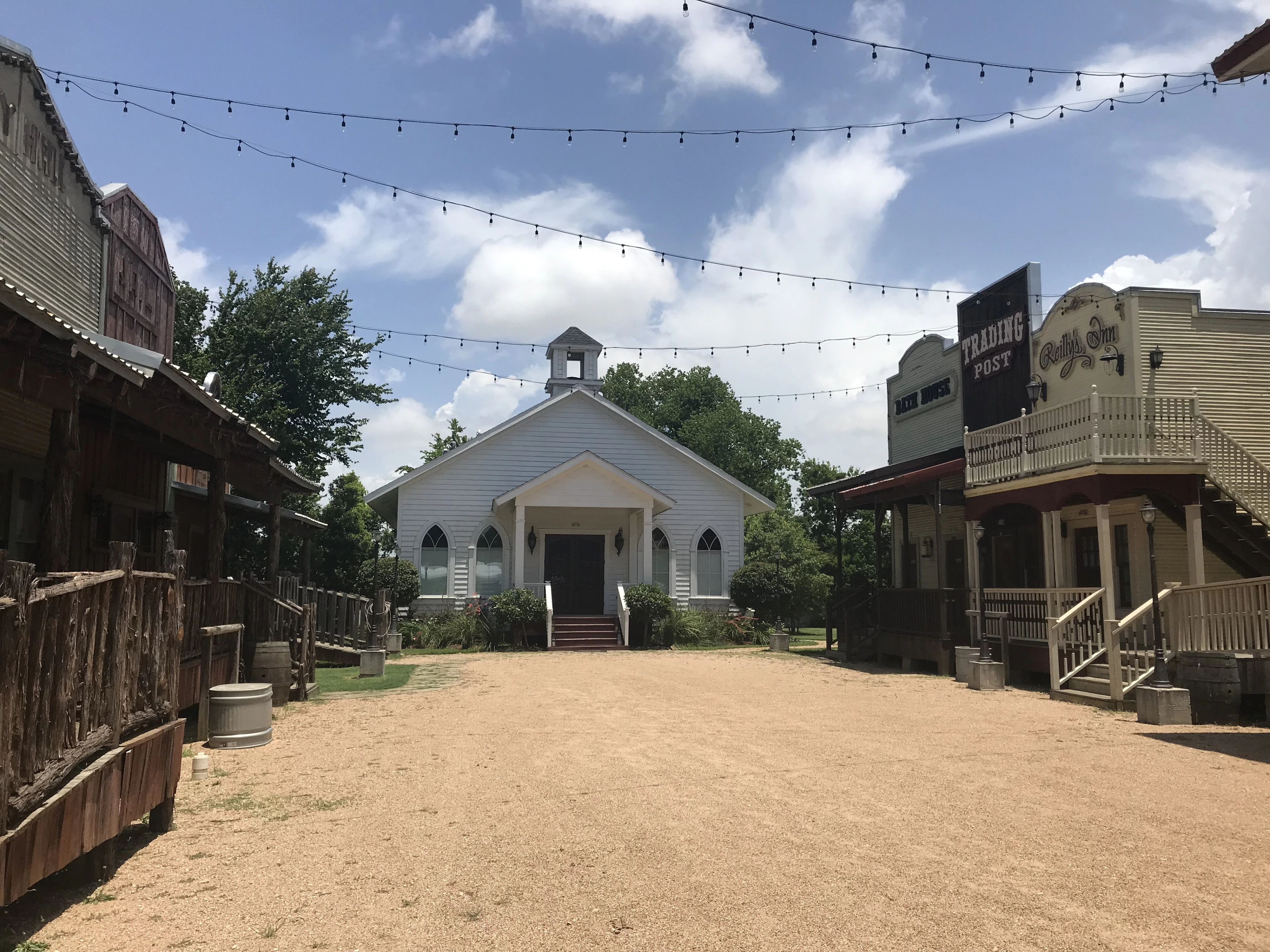 Pickleball court services in Pasadena, TX